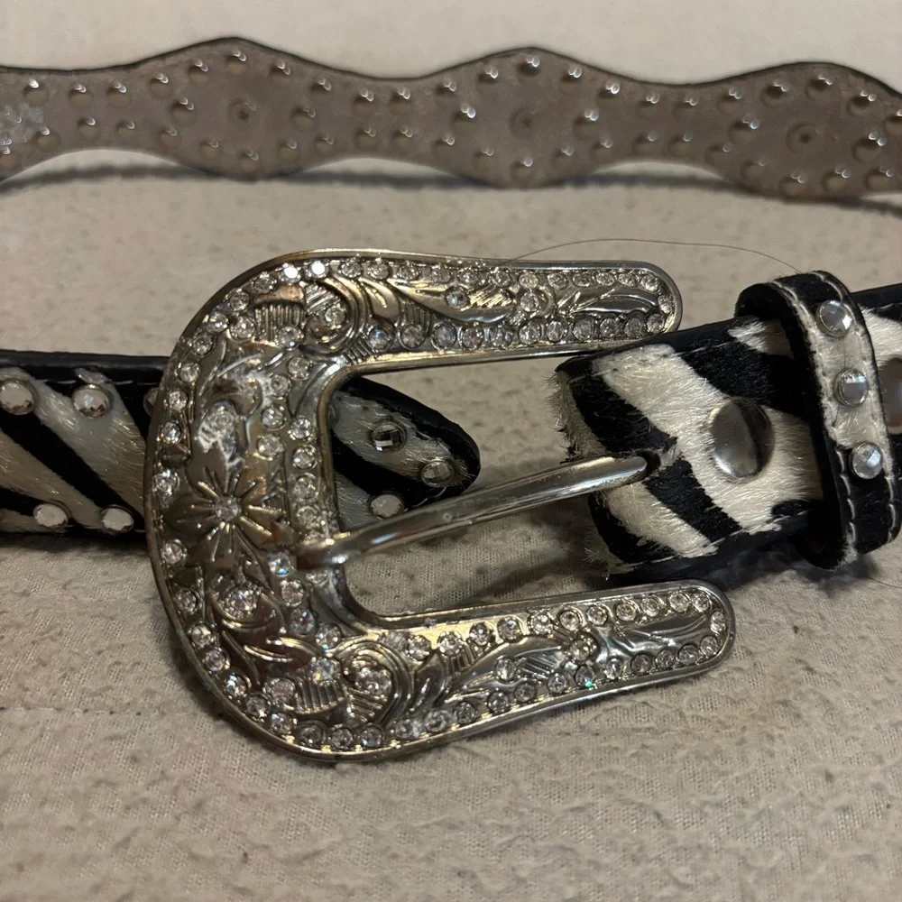 Nocona Western Belt Girls 20 Zebra Print Calf Hair Scalloped Edges Rhinestones